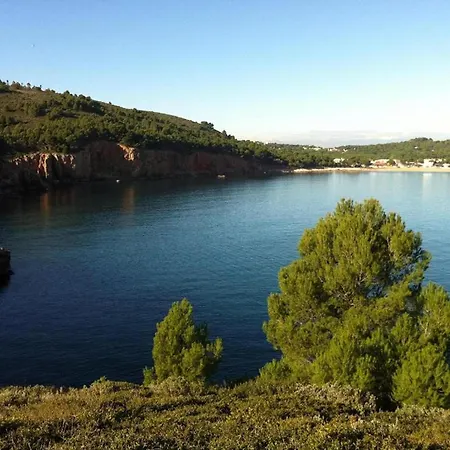 House In La Escala Near Els Riells Apartment *