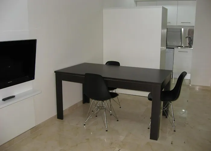 House In La Escala Near Els Riells Апартаменты