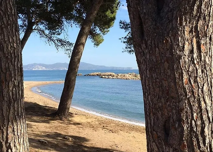House In La Escala Near Els Riells * Ля Эскала